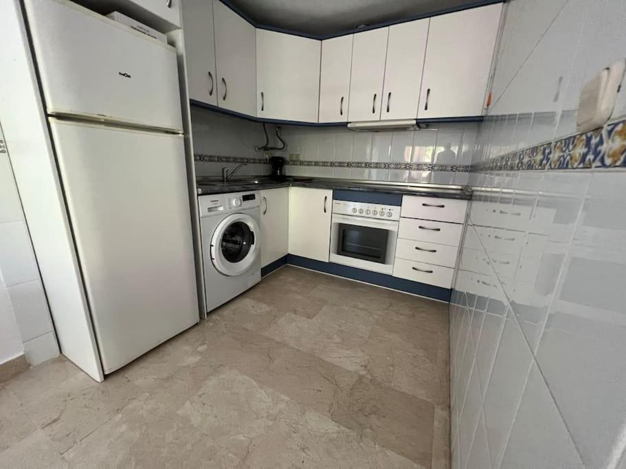 Acogedor Apartamento En Playa De Los Boliches Fuengirola Eksteriør billede